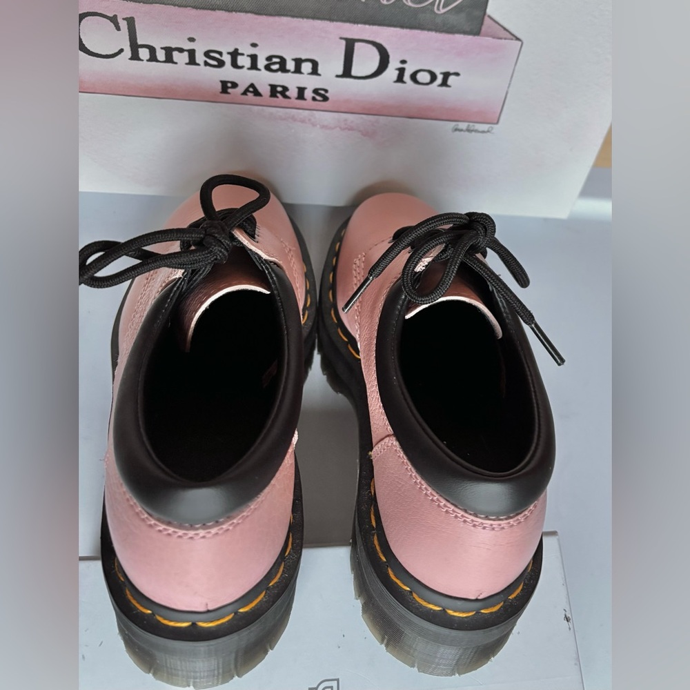 Dr. Martens 8053 Quad 2” Platform Leather Oxford shoes in Pink Color Size 6 NWOB - Picture 8 of 13